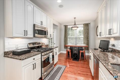 18 Lawrence Avenue Danbury CT 06810