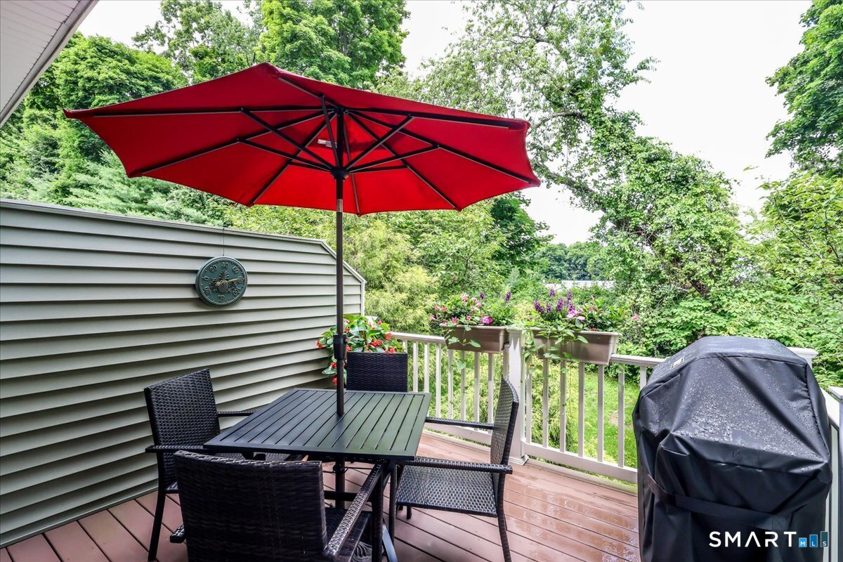 18 Lawrence Avenue Danbury CT 06810