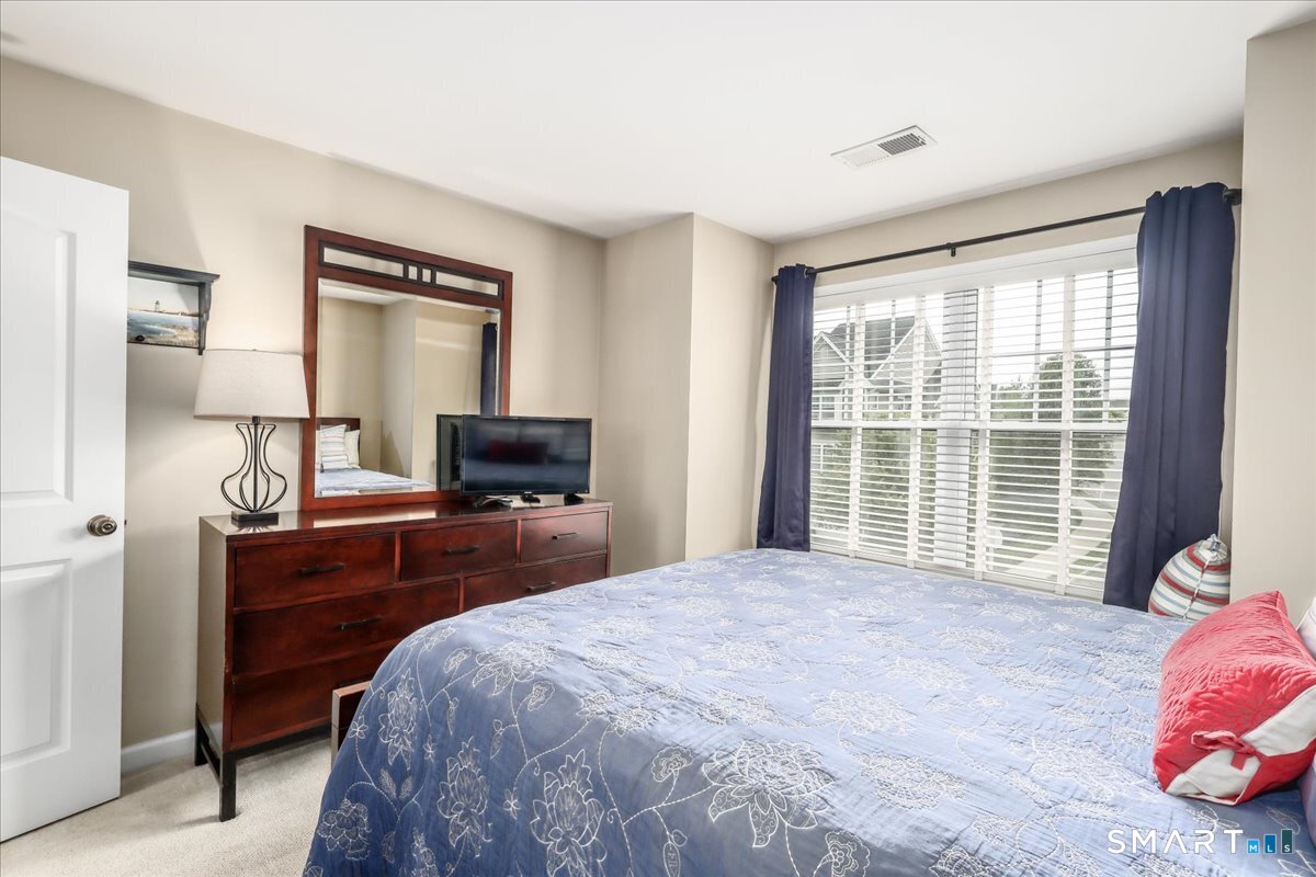 18 Lawrence Avenue Danbury CT 06810