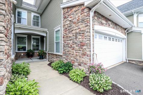 18 Lawrence Avenue Danbury CT 06810