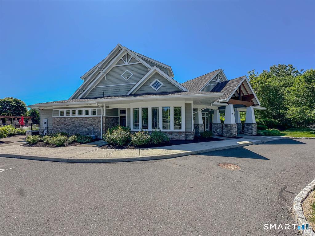 18 Lawrence Avenue Danbury CT 06810