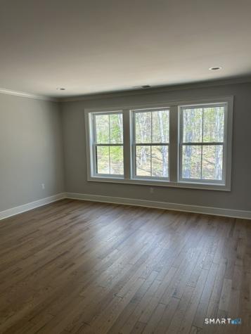 28 Village Circle Guilford CT 06437