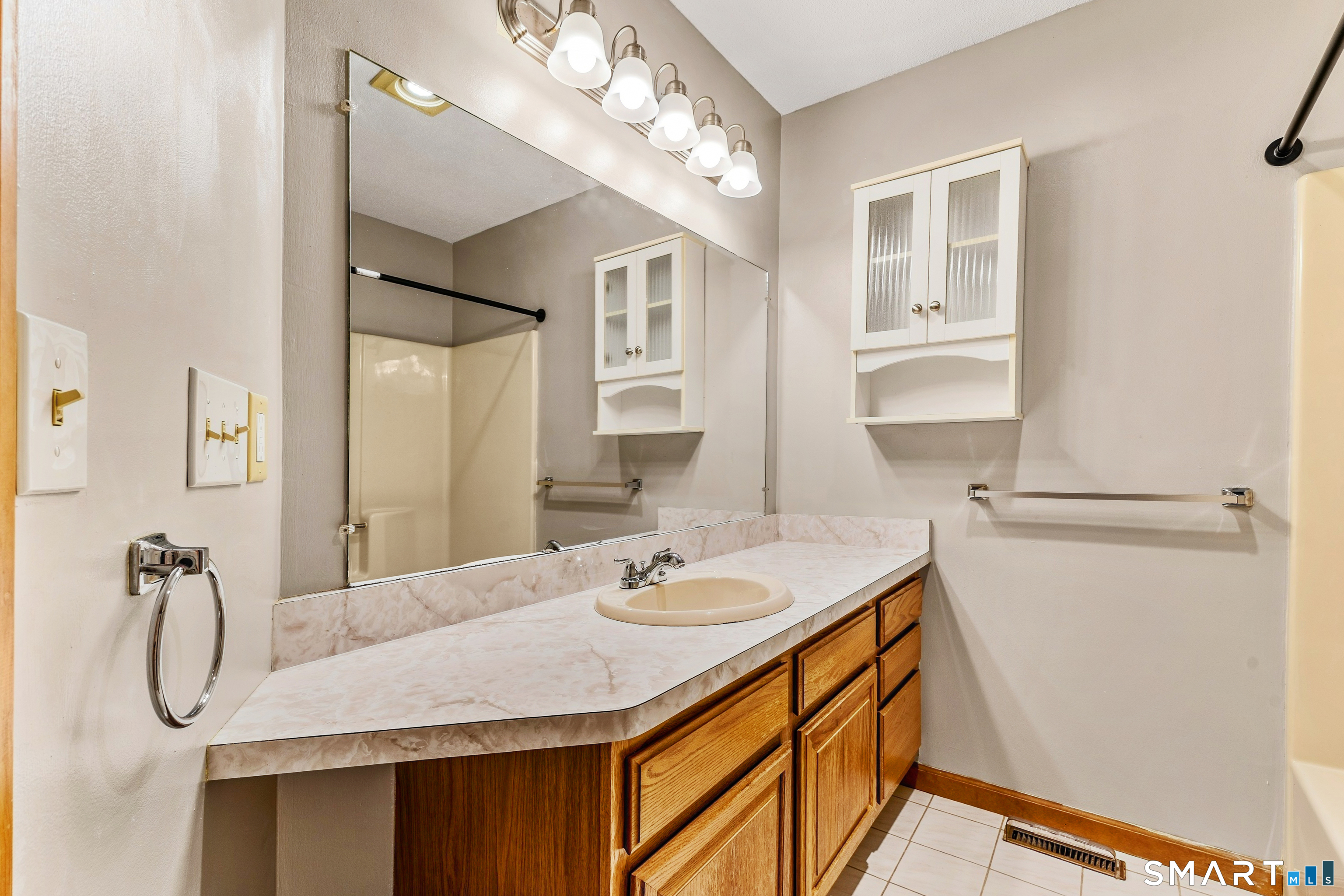 489 Wolcott Street Bristol CT 06010