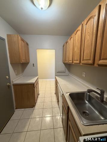 24 Merrill Street Hartford CT 06106