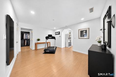 12 Naugatuck Avenue Milford CT 06460