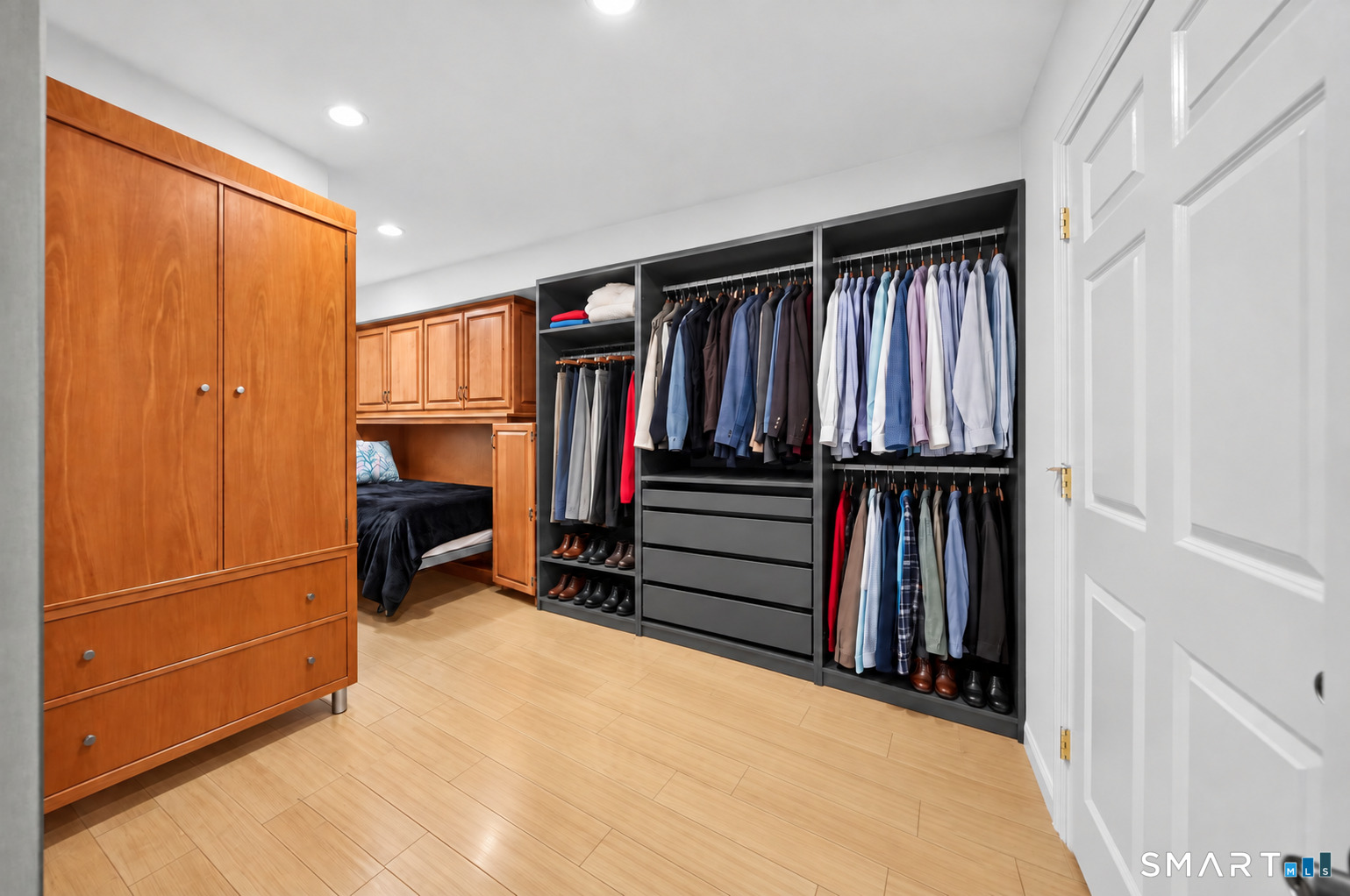 12 Naugatuck Avenue Milford CT 06460