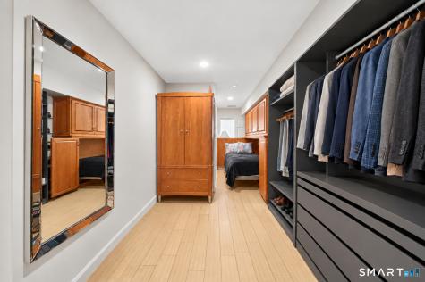 12 Naugatuck Avenue Milford CT 06460