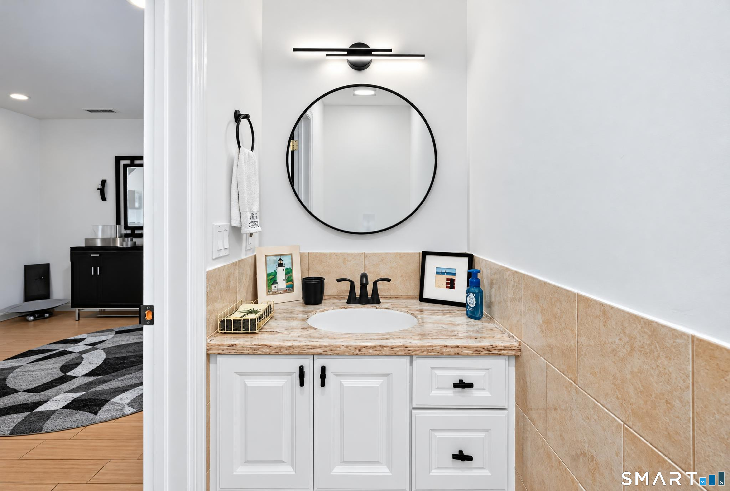 12 Naugatuck Avenue Milford CT 06460