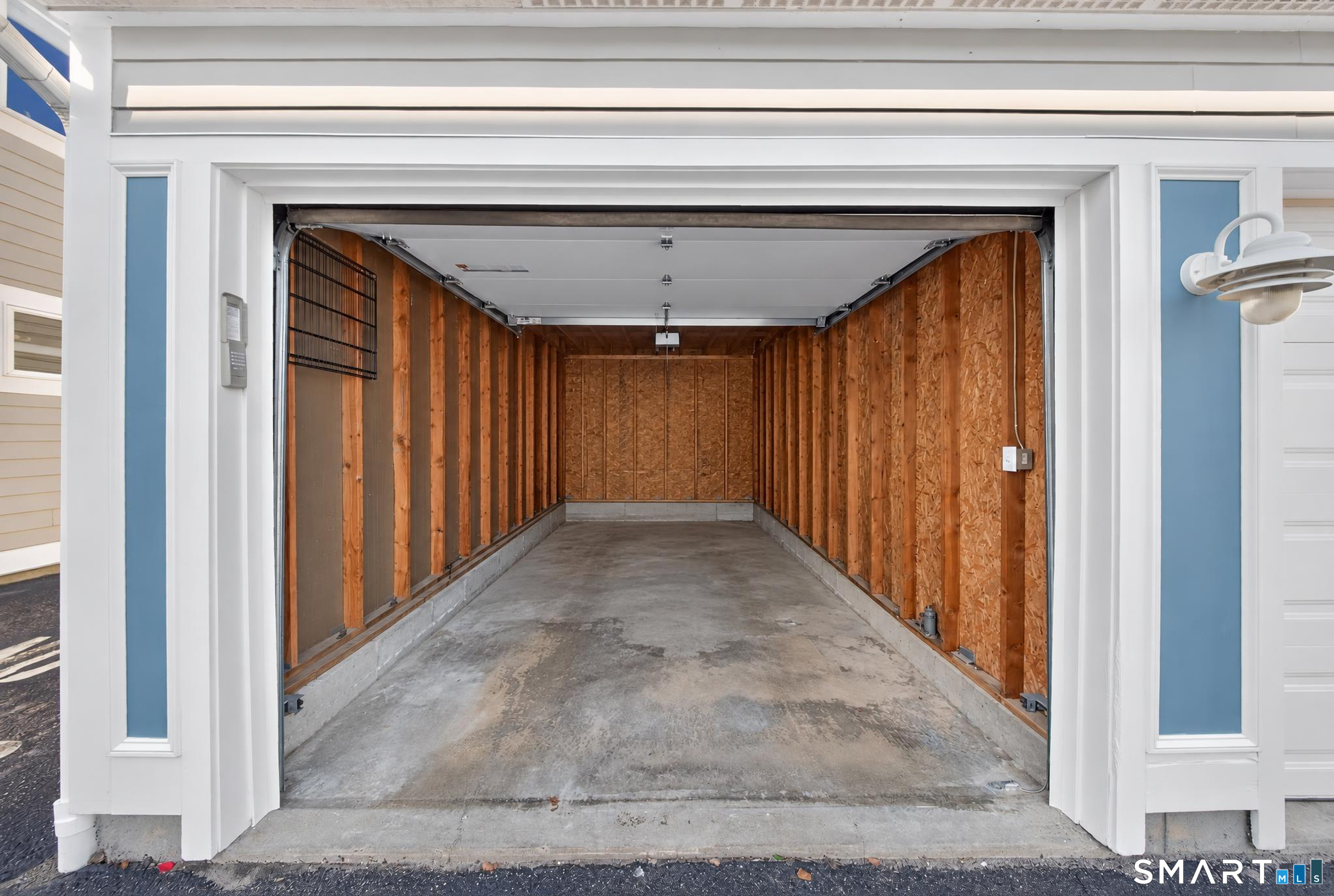 12 Naugatuck Avenue Milford CT 06460