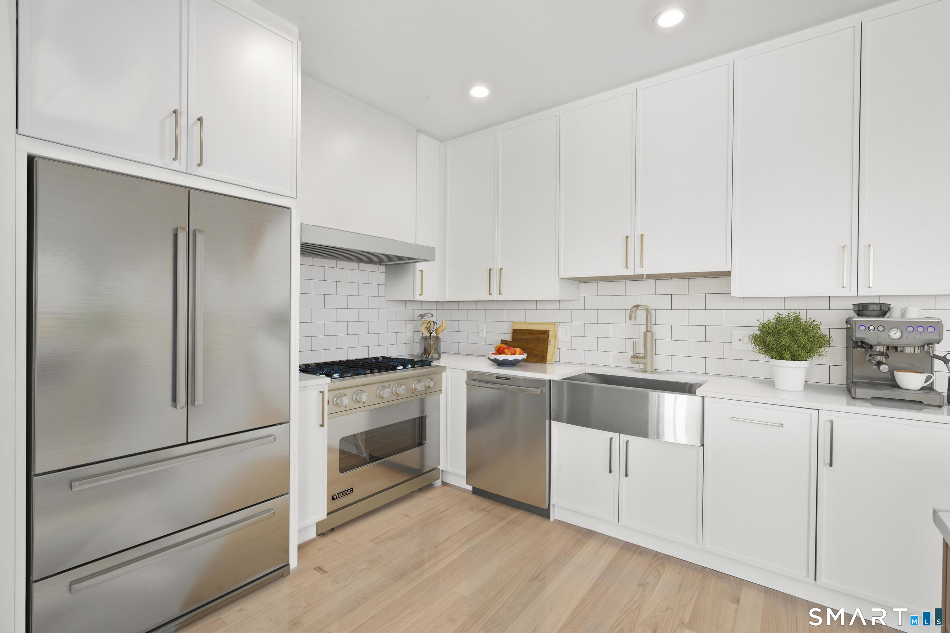 152 Beach Avenue Milford CT 06460