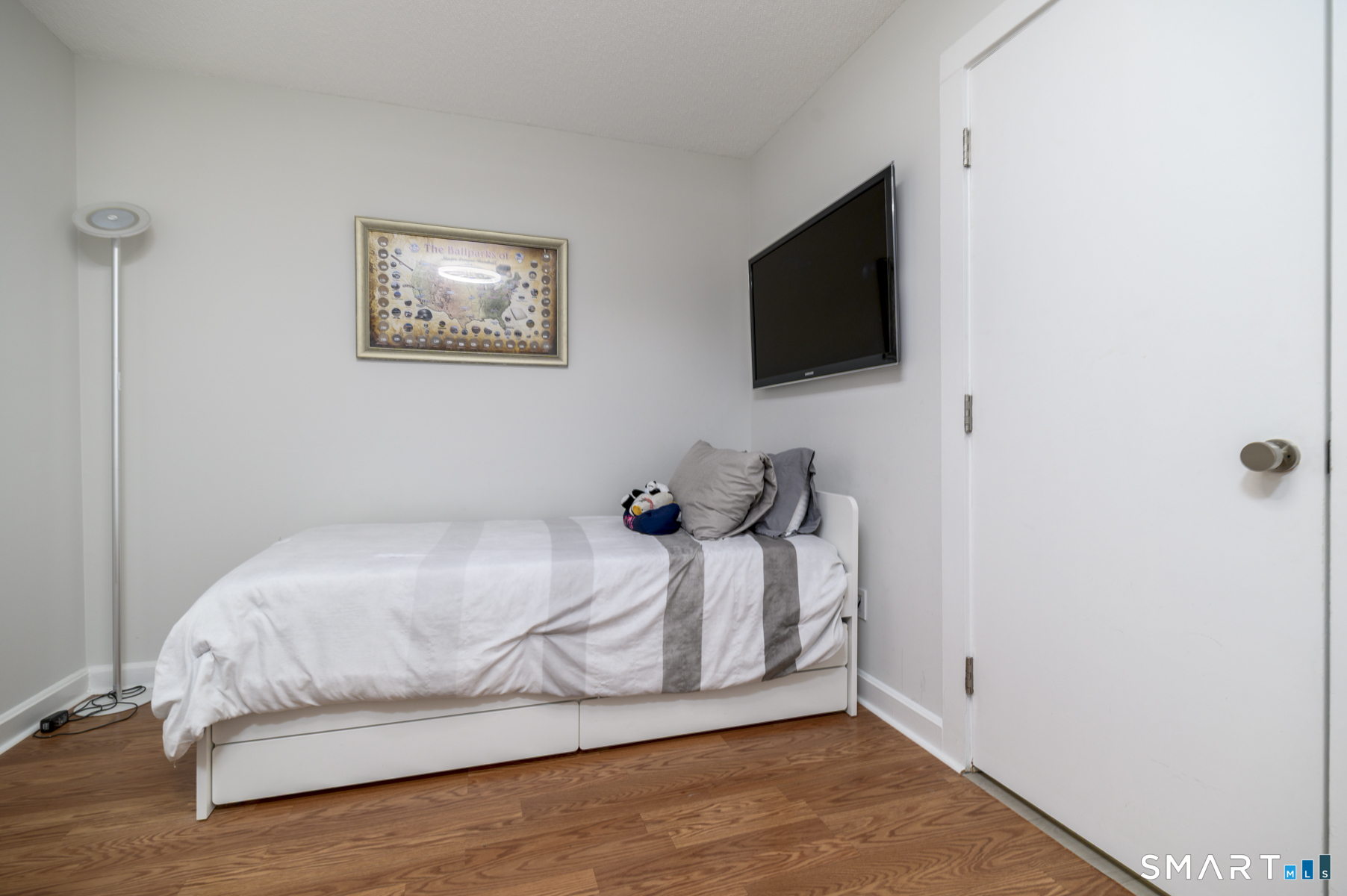 566 Newfield Avenue Stamford CT 06905