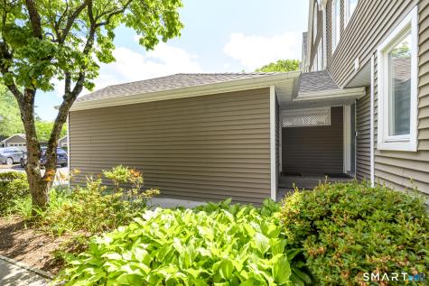 566 Newfield Avenue Stamford CT 06905