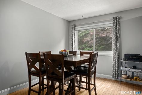 27 Crows Nest Lane Danbury CT 06810