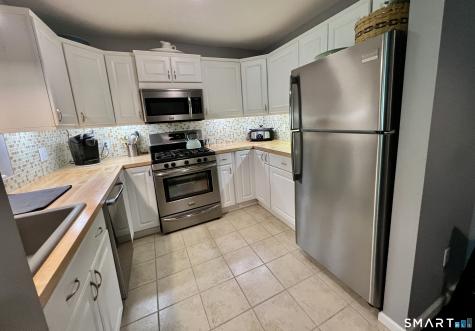 57 Rockledge Loop Torrington CT 06790