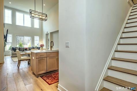 27 Heritage Lane Woodbridge CT 06525