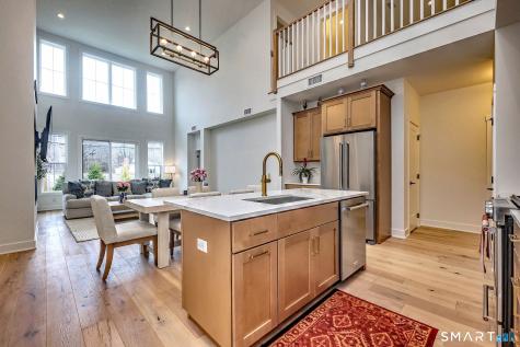 27 Heritage Lane Woodbridge CT 06525