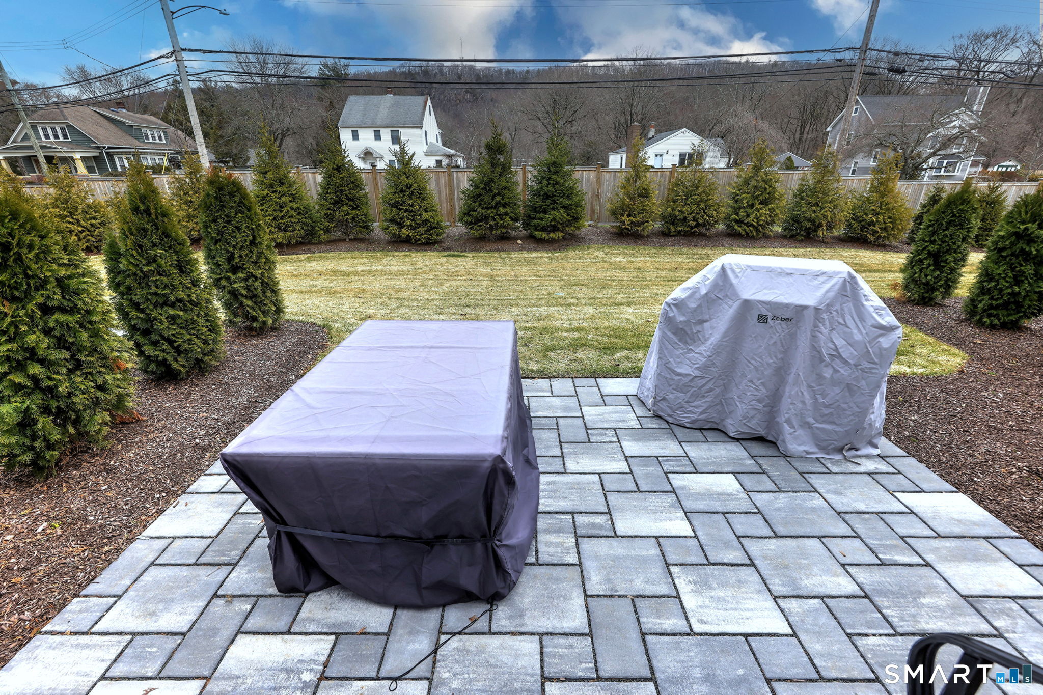 27 Heritage Lane Woodbridge CT 06525