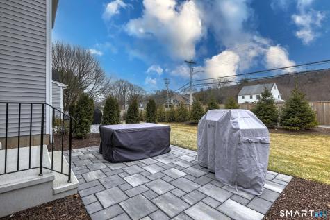 27 Heritage Lane Woodbridge CT 06525
