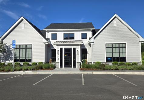27 Heritage Lane Woodbridge CT 06525