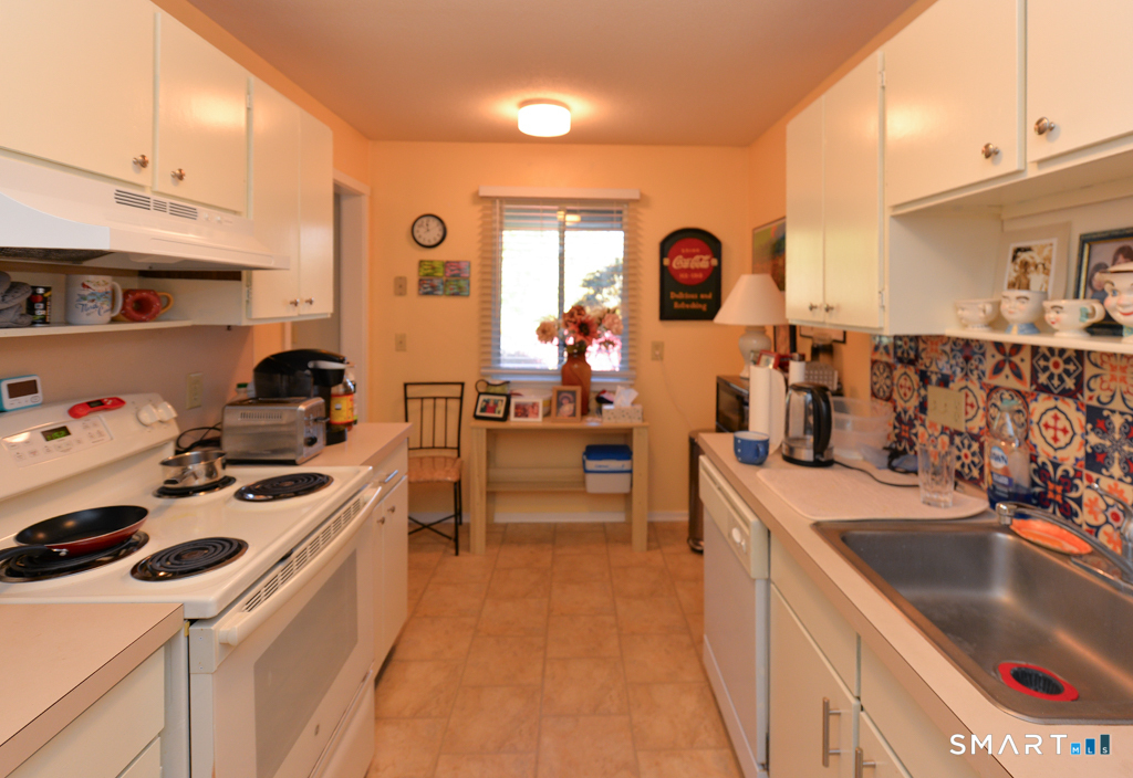 62 Heritage Village Southbury CT 06488
