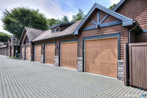 16 Hayestown Road Danbury CT 06811