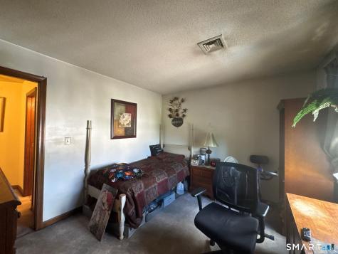 158 Paddock Avenue Meriden CT 06450