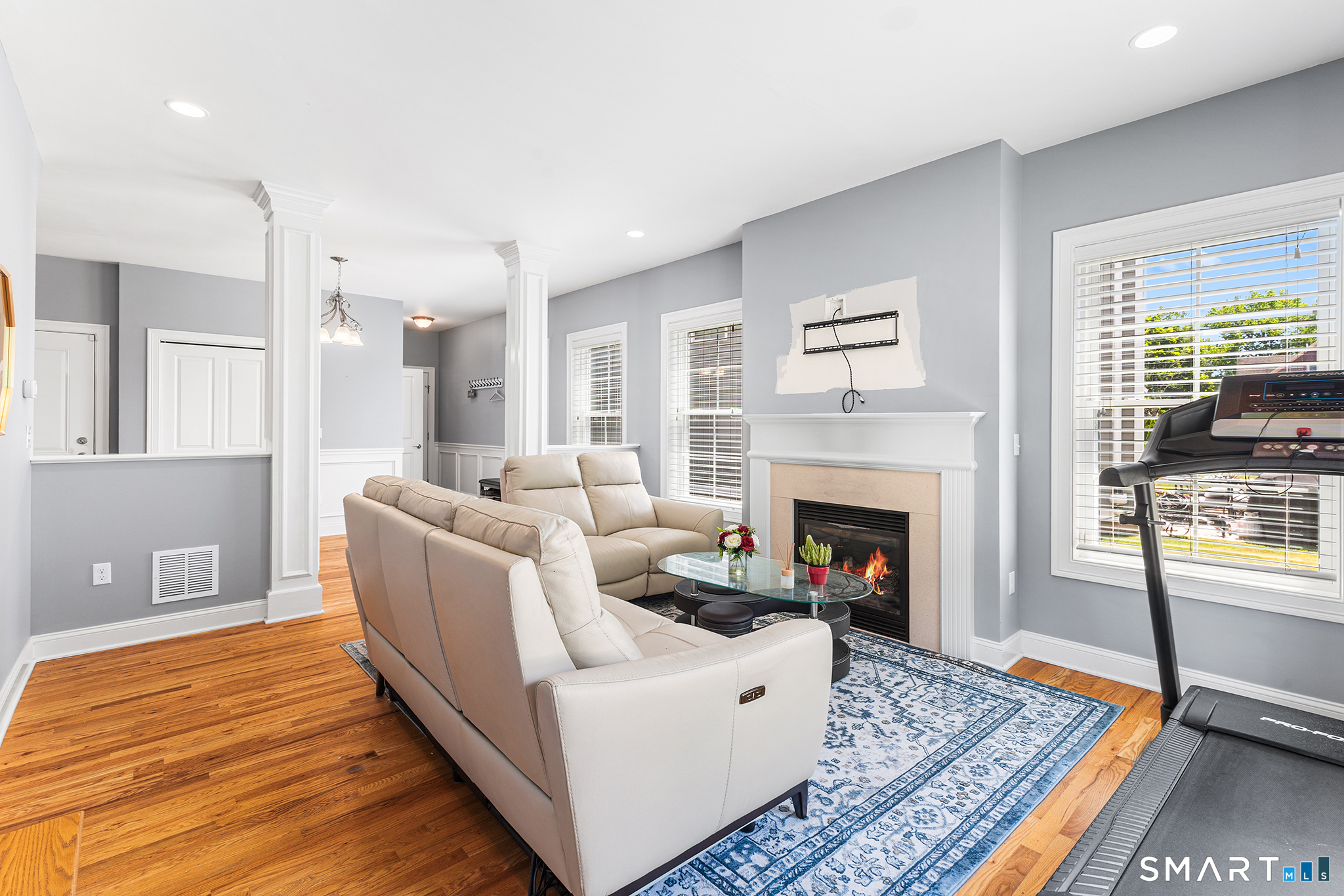47 Lexington Gardens North Haven CT 06473
