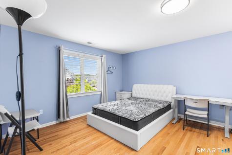 47 Lexington Gardens North Haven CT 06473
