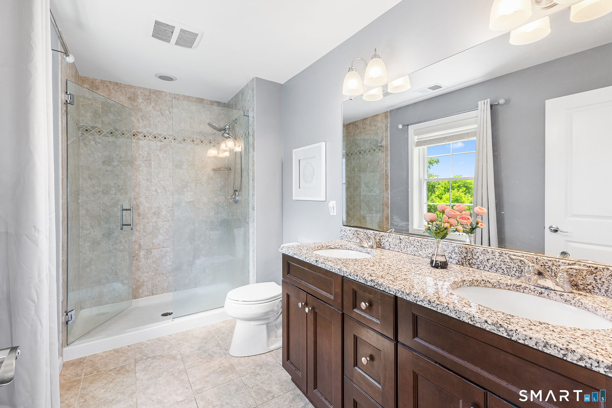 47 Lexington Gardens North Haven CT 06473