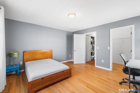47 Lexington Gardens North Haven CT 06473
