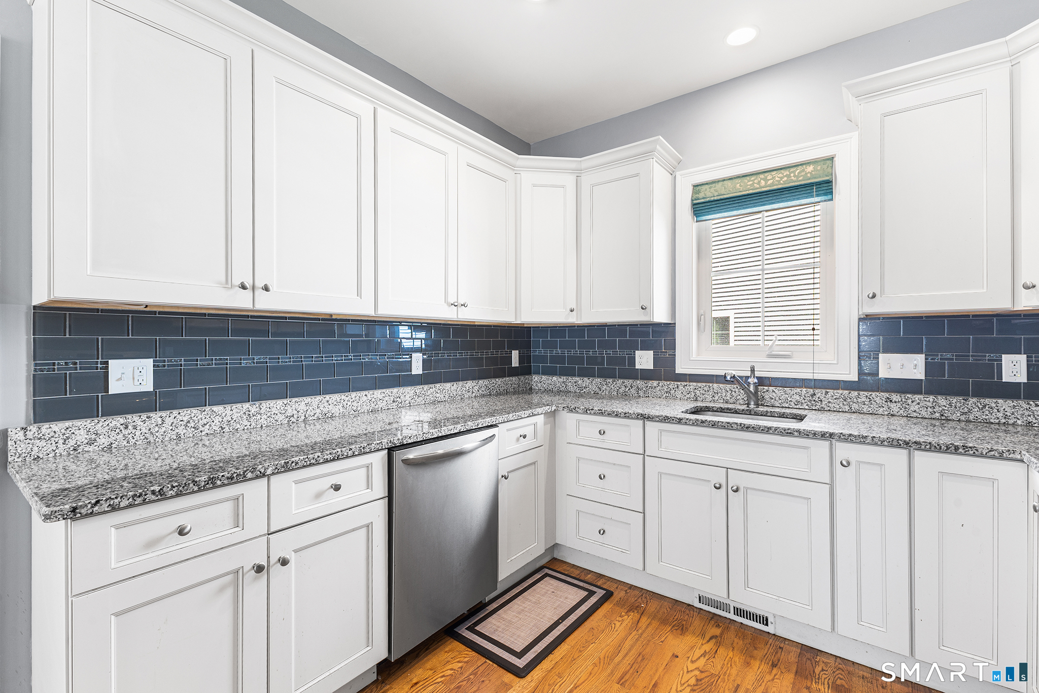 47 Lexington Gardens North Haven CT 06473