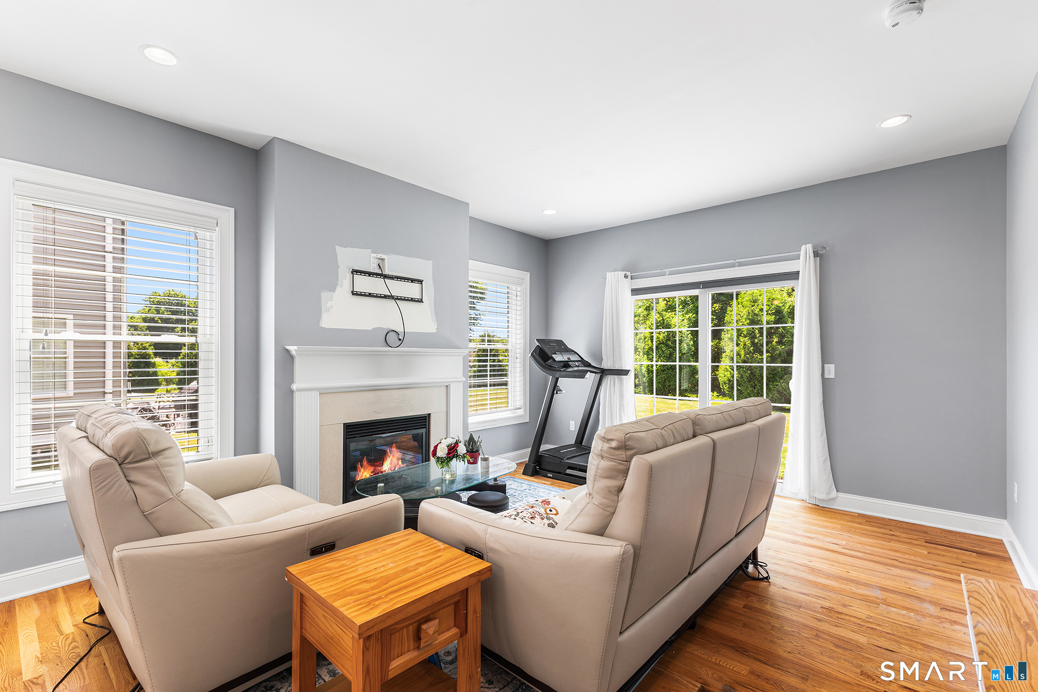 47 Lexington Gardens North Haven CT 06473