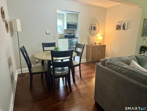 502 Oak Avenue Cheshire CT 06410