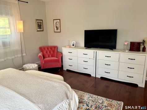 502 Oak Avenue Cheshire CT 06410