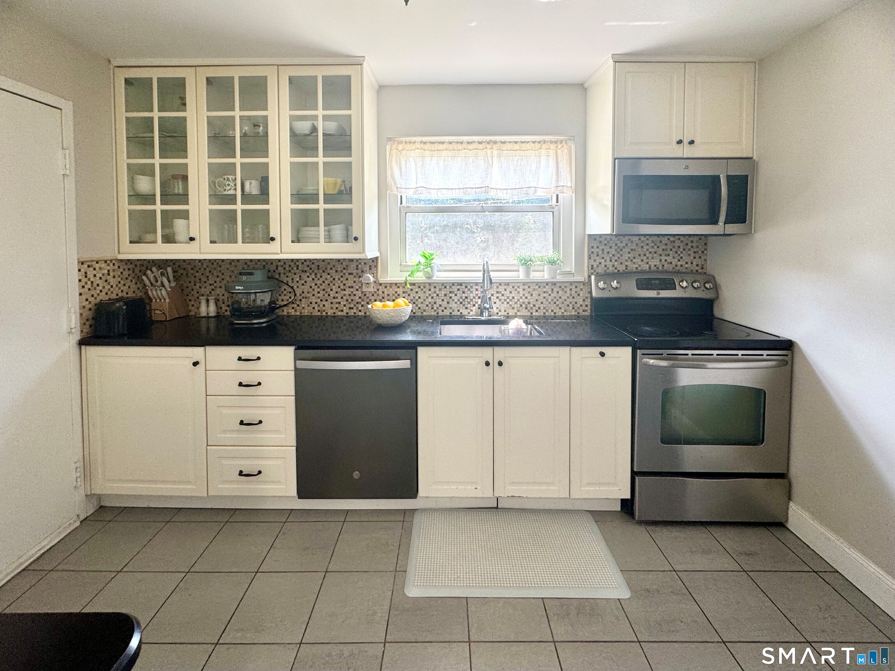 502 Oak Avenue Cheshire CT 06410