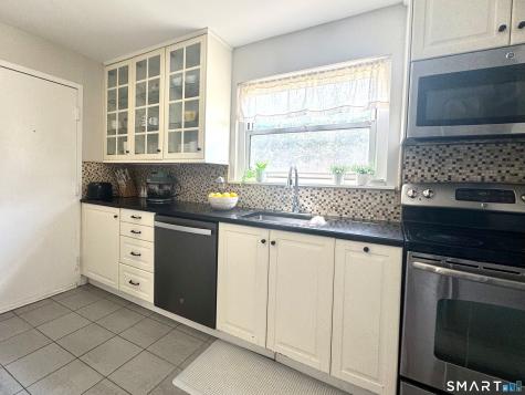 502 Oak Avenue Cheshire CT 06410