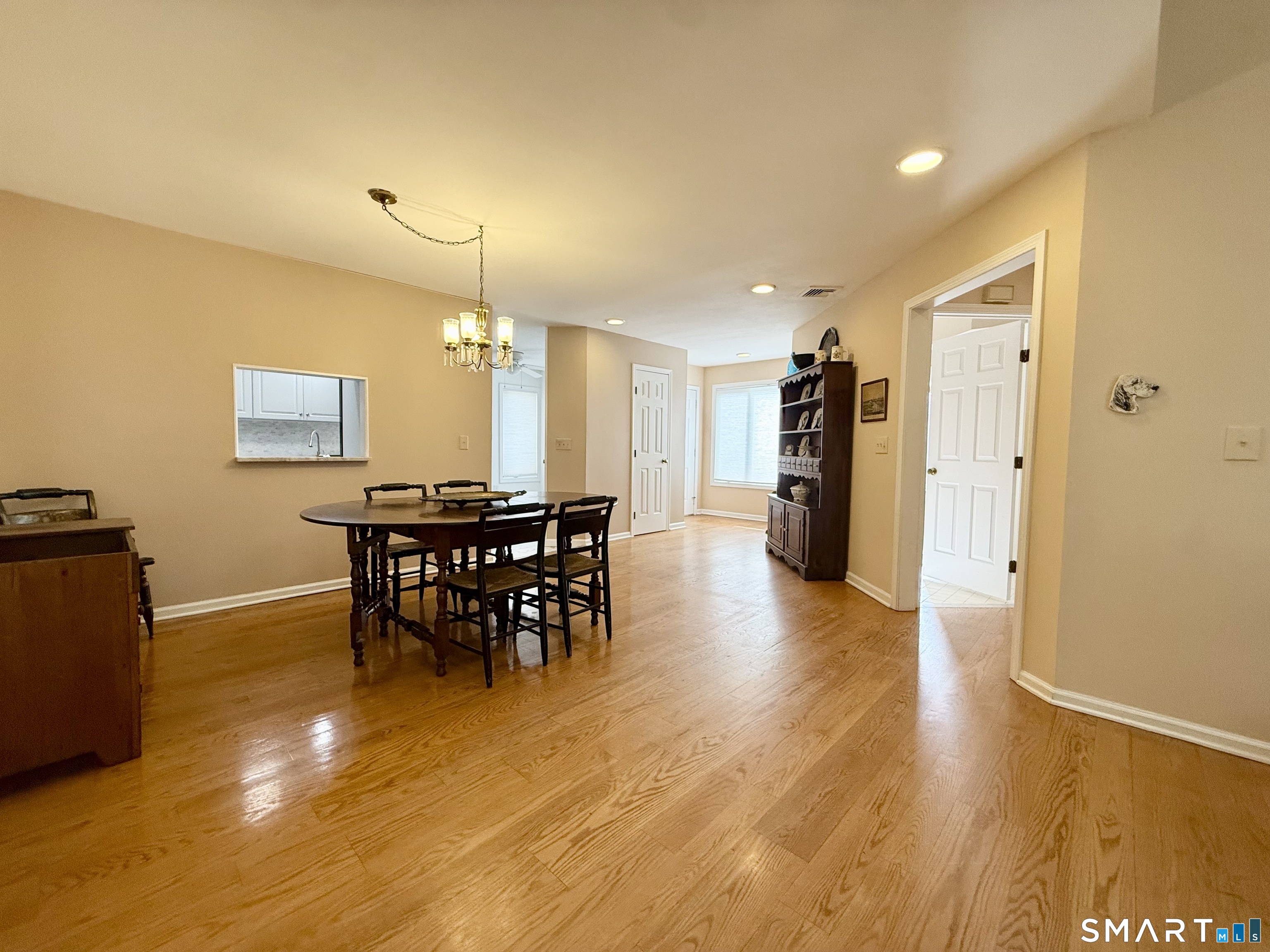 12 Boulevard Drive Danbury CT 06470