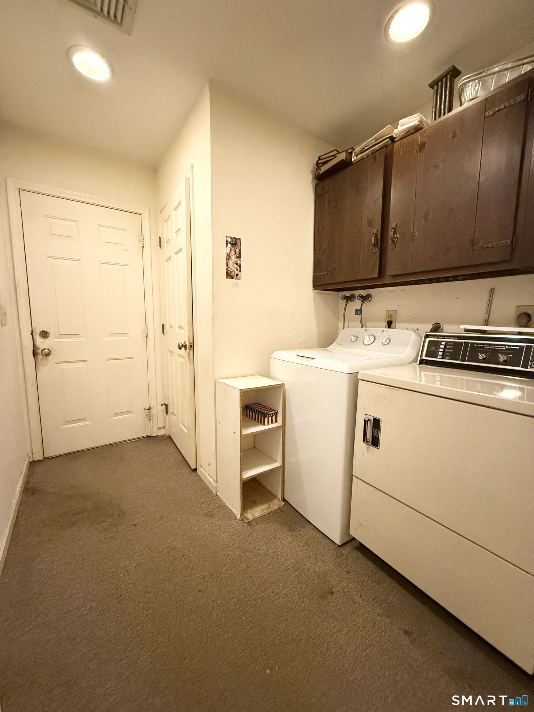 12 Boulevard Drive Danbury CT 06470