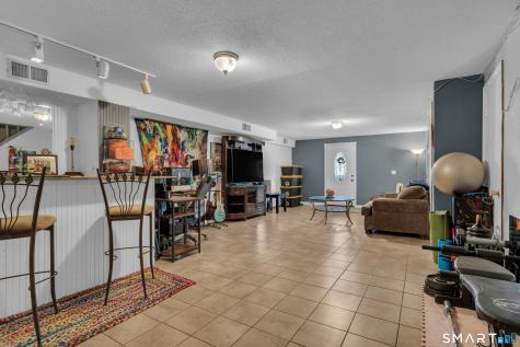 180 Skyview Drive Cromwell CT 06416