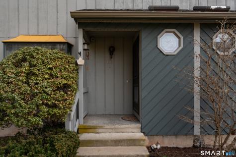 180 Skyview Drive Cromwell CT 06416