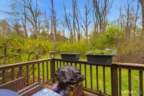 2 Locust Lane Brookfield CT 06804