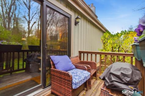 2 Locust Lane Brookfield CT 06804