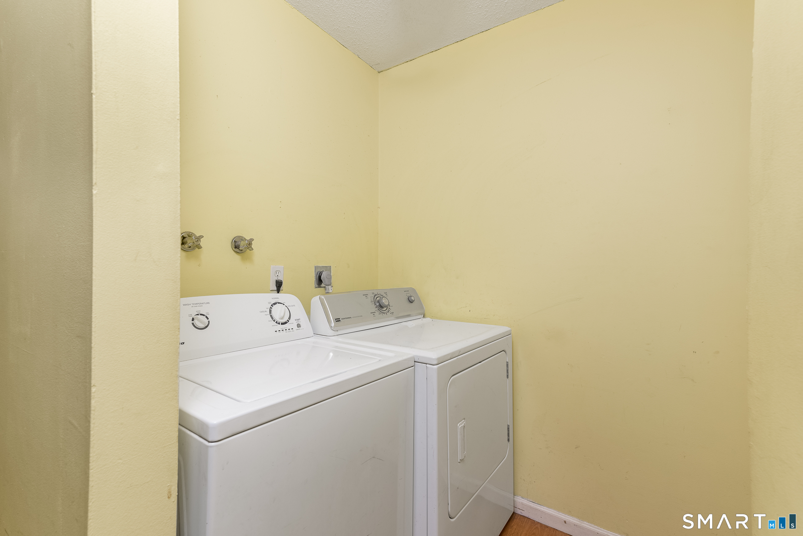 132 Skyridge Road Bristol CT 06010