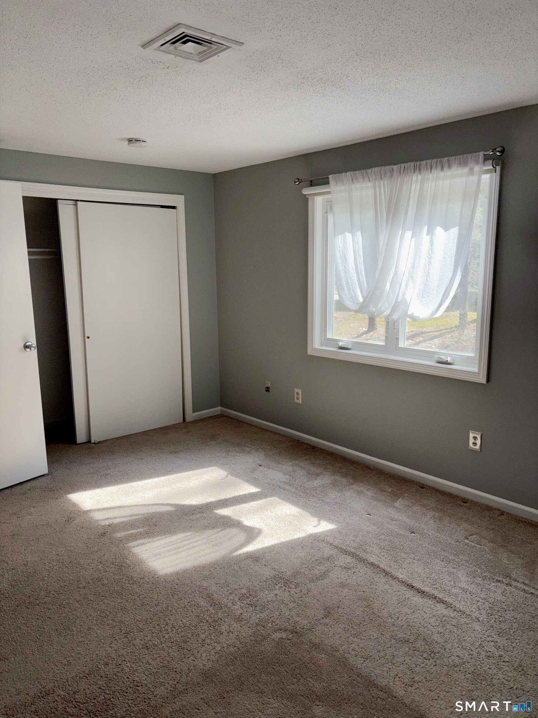 63 Songbird Lane Farmington CT 06032