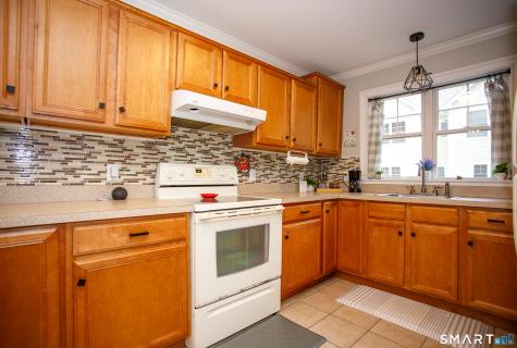 527 West Thames Street Norwich CT 06360