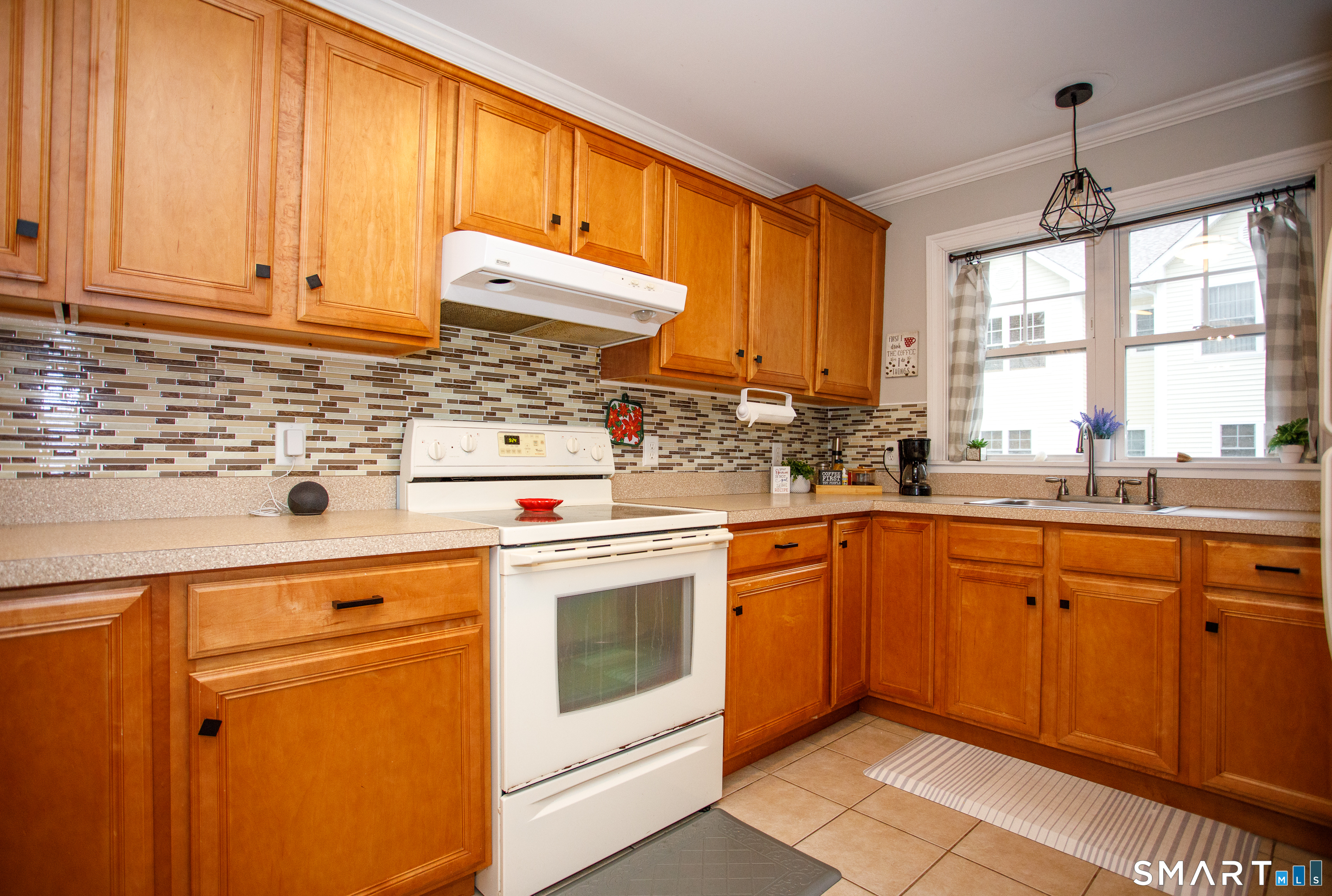 527 West Thames Street Norwich CT 06360