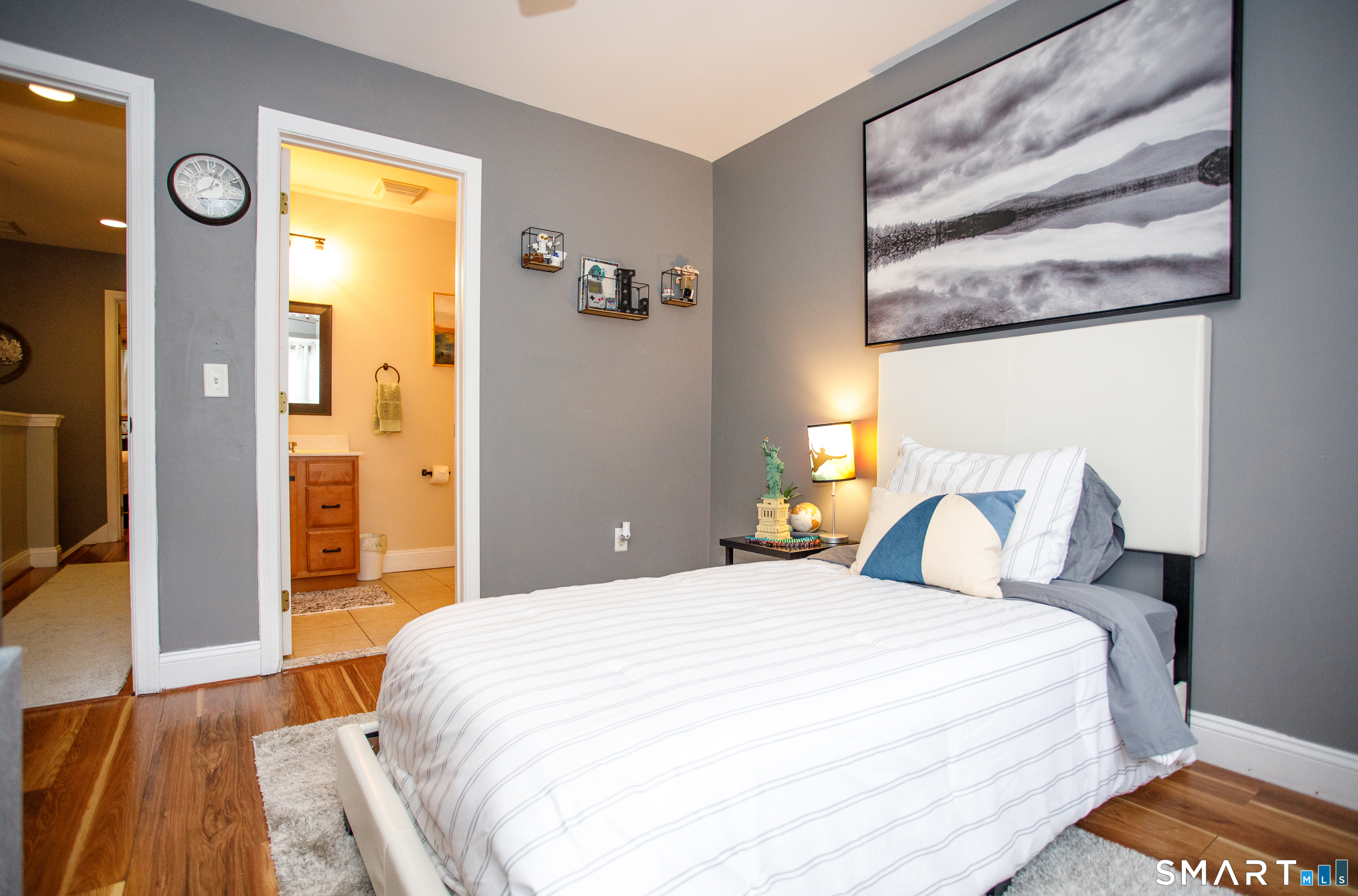 527 West Thames Street Norwich CT 06360