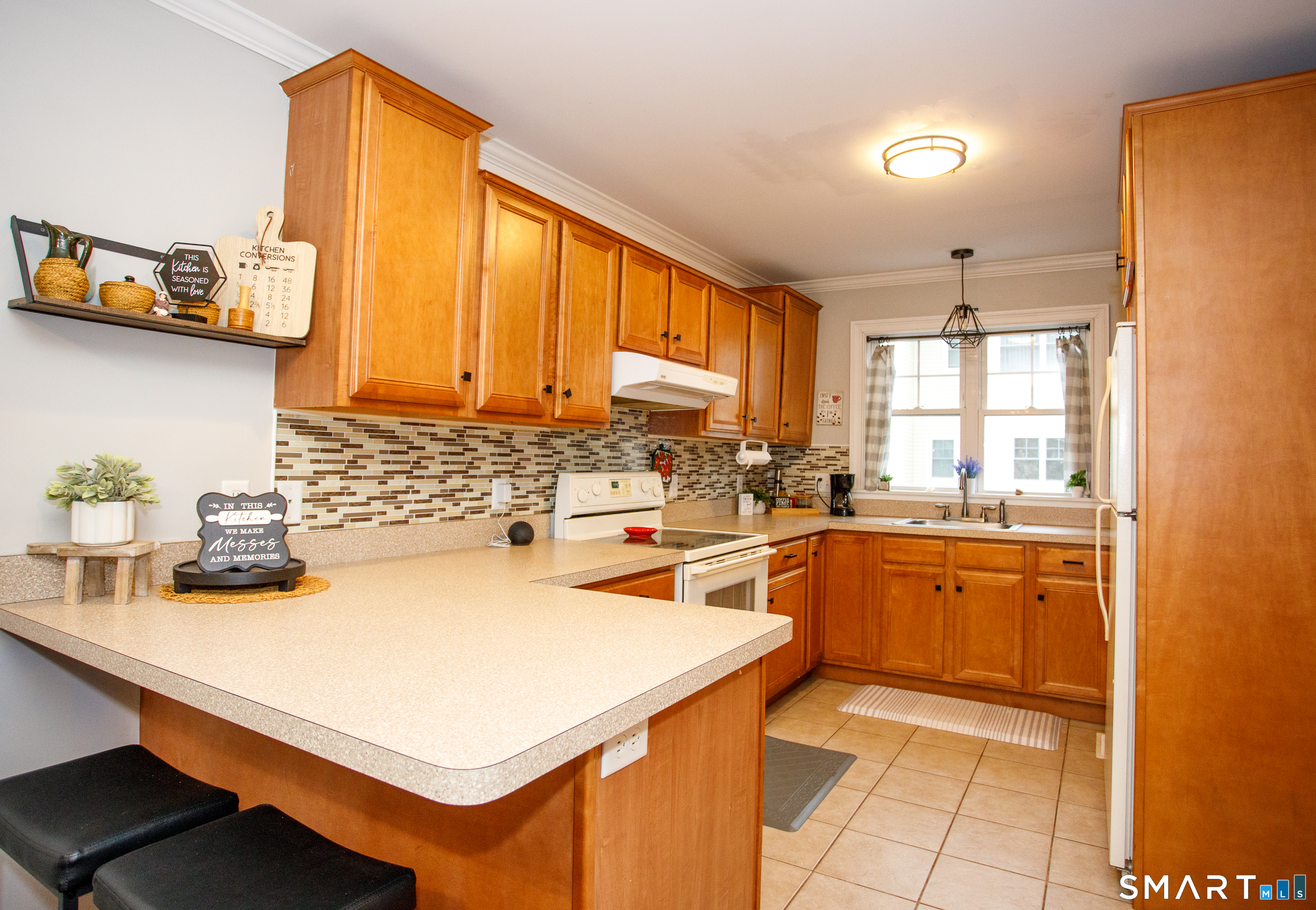 527 West Thames Street Norwich CT 06360