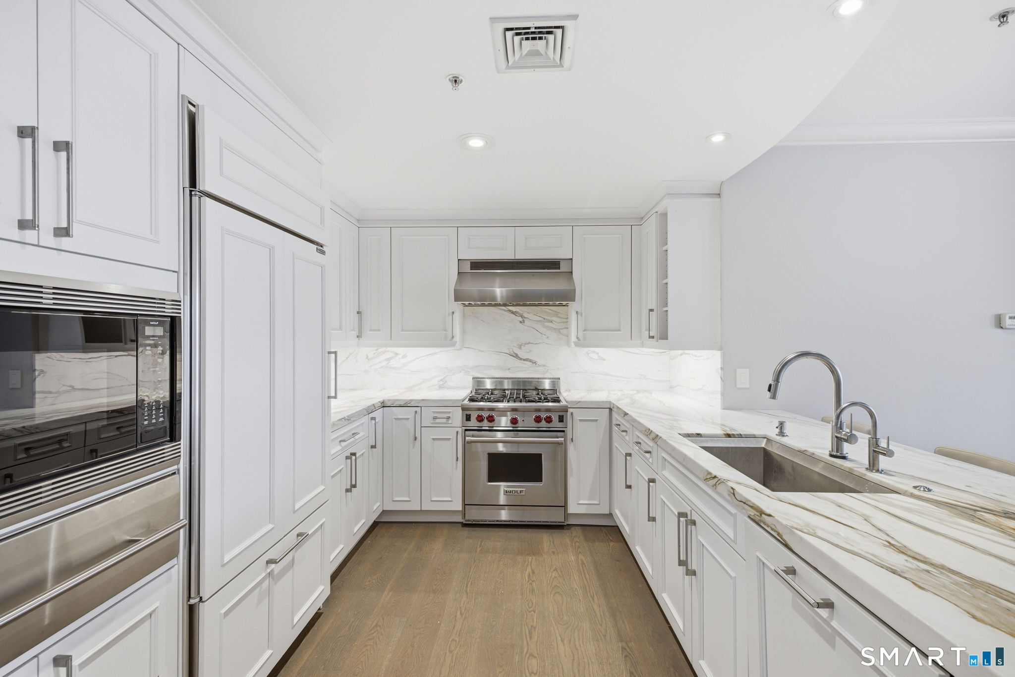 85 Memorial Road West Hartford CT 06107
