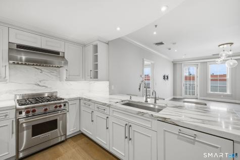 85 Memorial Road West Hartford CT 06107